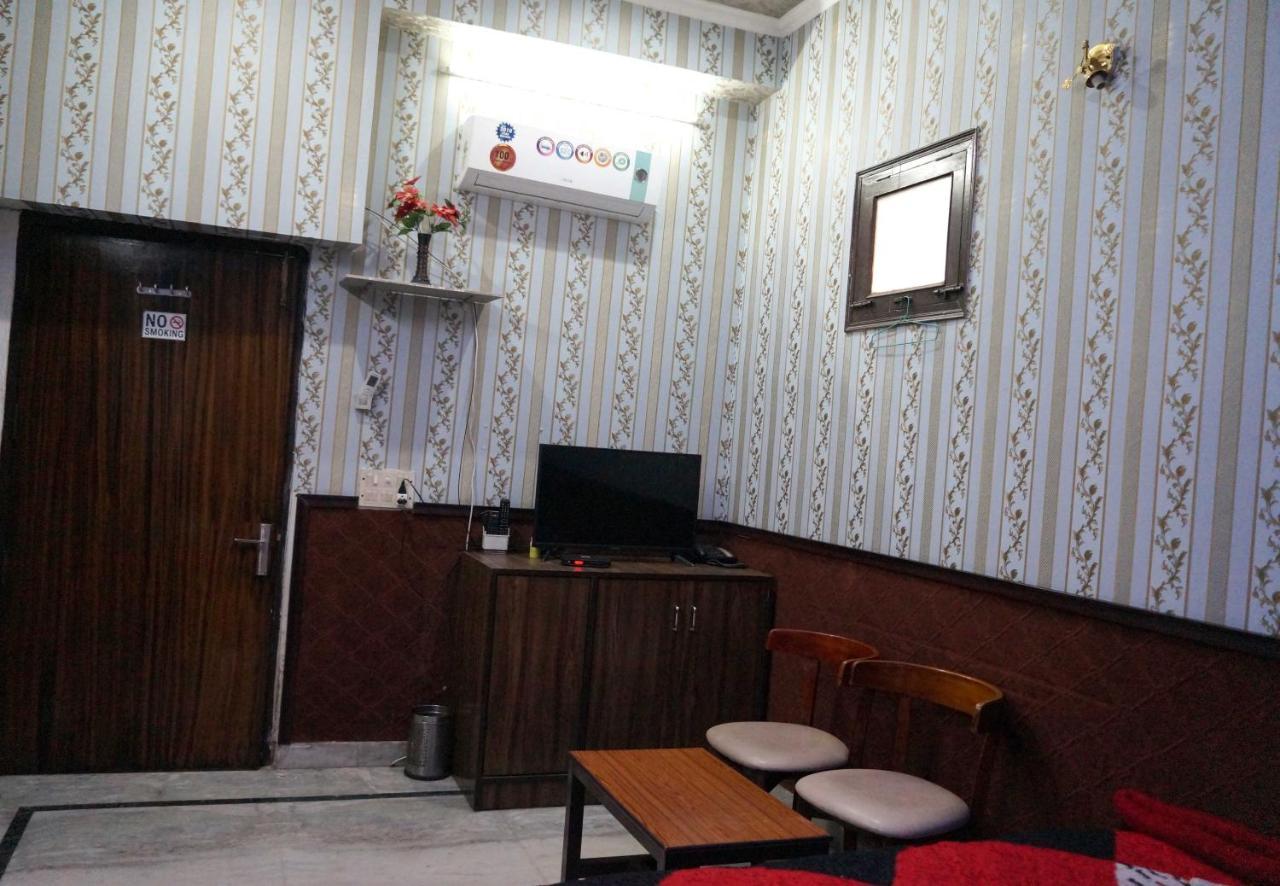 Osakataj Hotel Agra  Exterior foto